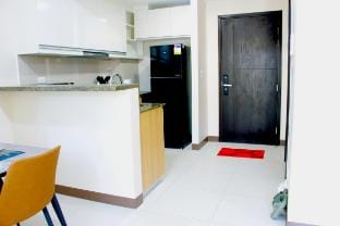 Shop & Stay: 2BR Near Malls & Free Disney Apartment in Pasay