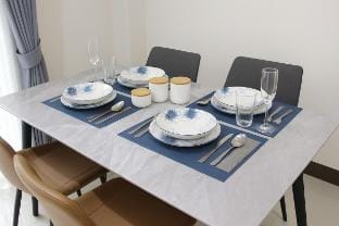 Just Renovated: Huge Family 2BR, Playroom, Netflix Apartment in Pasay