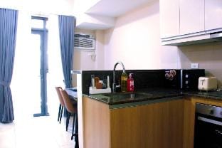 Fresh & Spacious 2BR: Perfect for Families, Pool Apartment in Pasay