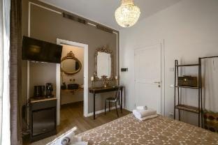 Royal House Palermo Room - Historic Center Vacation rental in Palermo