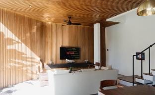 Esco La Luna Villa Pererenan with 3 bedroom Villa in North Kuta