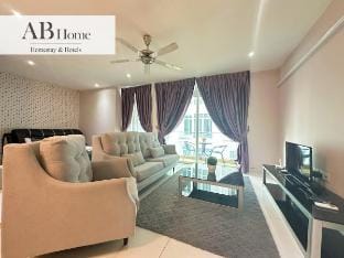 ABHome [LOVE Suite] KSL D'Esplanade #Pool View #JB Vacation rental in Johor Bahru