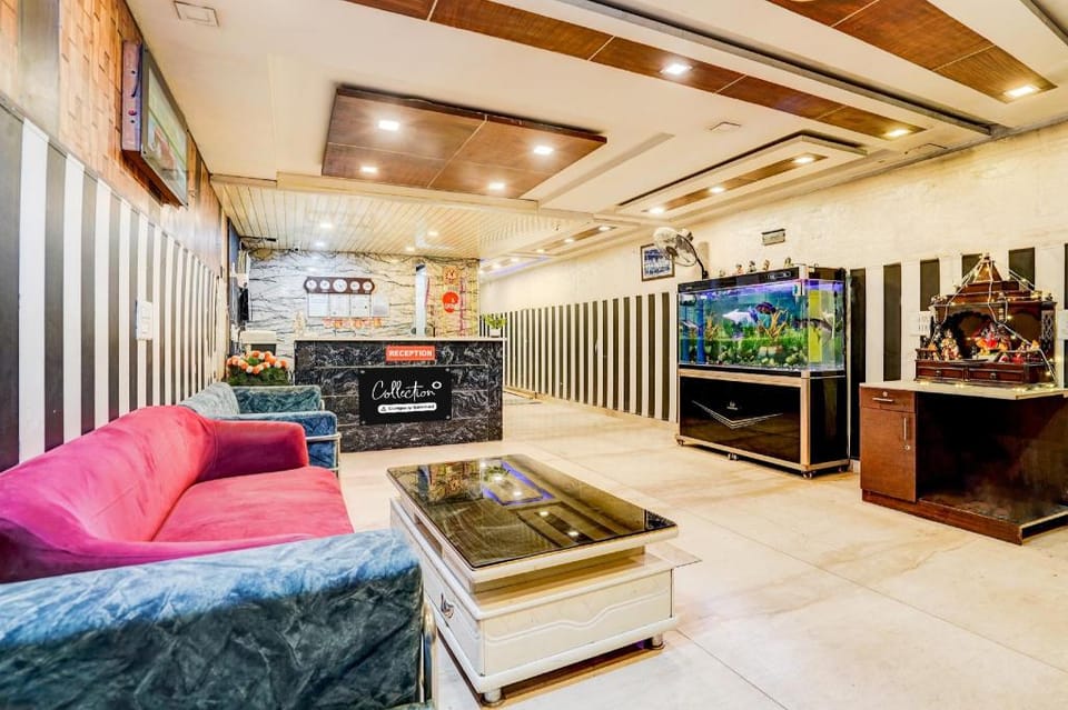 Super Collection O Kalka Ji Formerly Hotel Gera Hotel in New Delhi