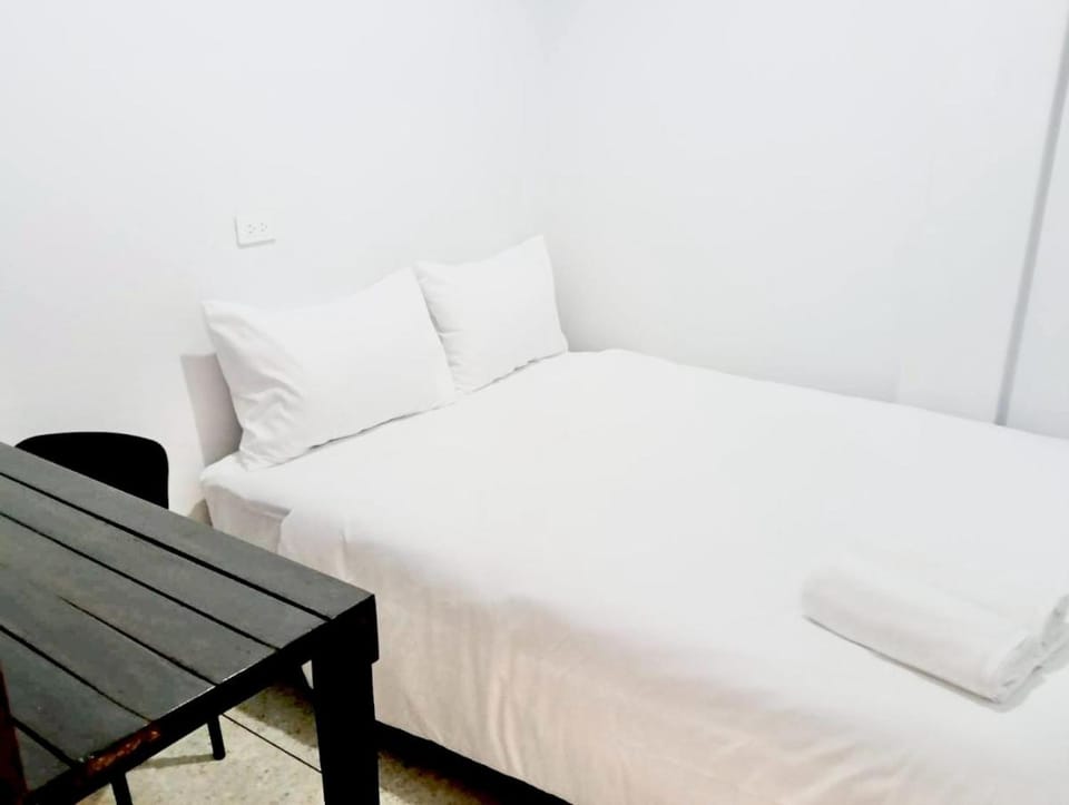 XX Mitr inn Khaosan มิตร อินน์ ถนนข้าวสาร 2 Apartment in Bangkok