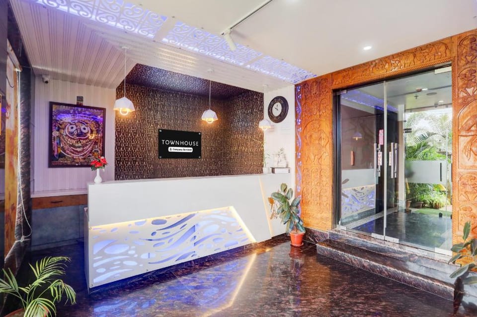 Super Townhouse Lighthouse Beach Formerly Neel Sagar Hotel in Puri