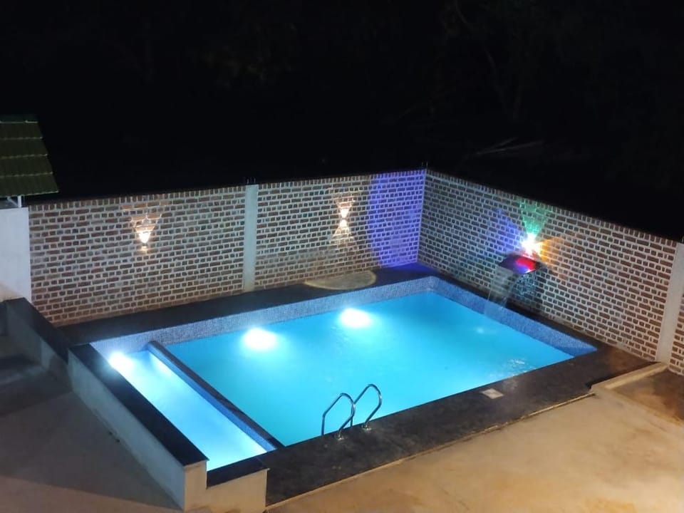 Paradise Auro White House Hotel in Puducherry, India