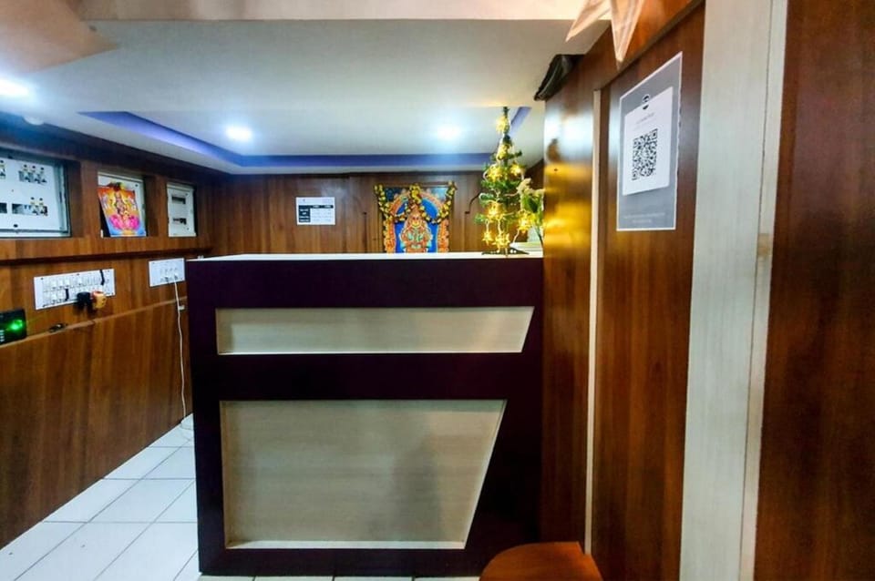 Cholas  Castle Inn Hotel in Tamil Nadu
