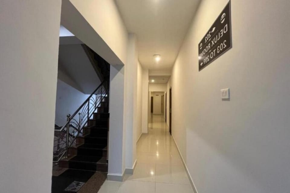 Cholas  Castle Inn Hotel in Tamil Nadu