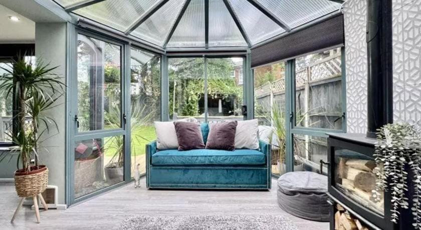 luxury 3 bedroom house  Quiet/Central/free parking Hotel in Birmingham