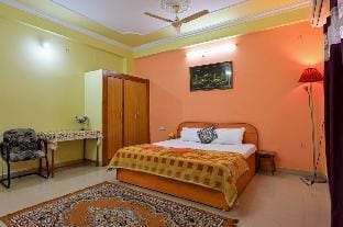 Bhumi Homestay BedN Breakfast Chunabhatti w staff Apartment in India