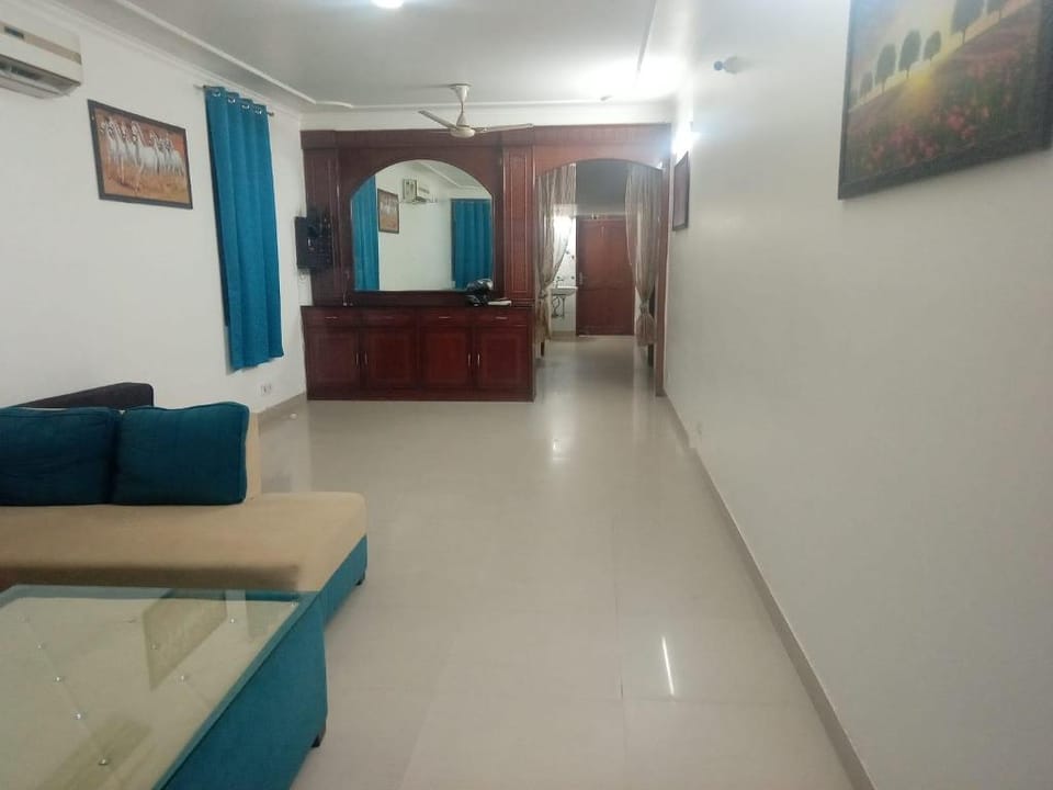 JSR Residency Hotel in New Delhi