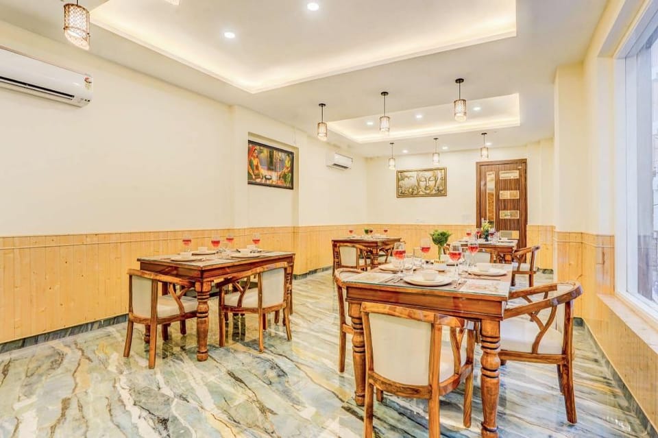 Alaya Stays Serene Woods With Lift & Restaurant Hotel in Himachal Pradesh