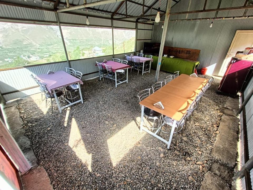 Apple Lodge Sumnam Hotel in Himachal Pradesh