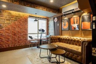 Man Cave Suite 2BR Fort Victoria BGC Taguig Vacation rental in Makati