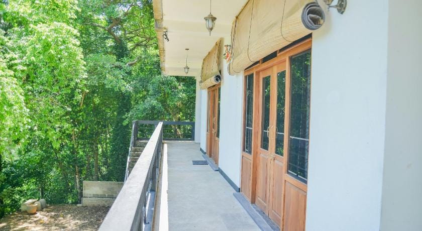 Unawatuna Nature Villa Bed and Breakfast in Southern Province