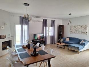 Bella Casa Pitsidia with BBQ and private veranta Vacation rental in Crete
