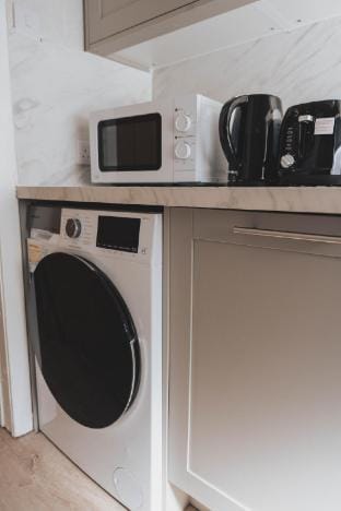 Stylish 3BR Home near Hampden No 264| Free Parking Vacation rental in Glasgow
