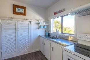 Deco Cottage - Our Island Vacation rental in Auckland Region