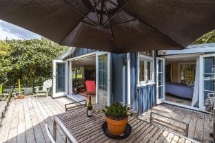 Hillside Hideaway - Our Island Vacation rental in Auckland Region