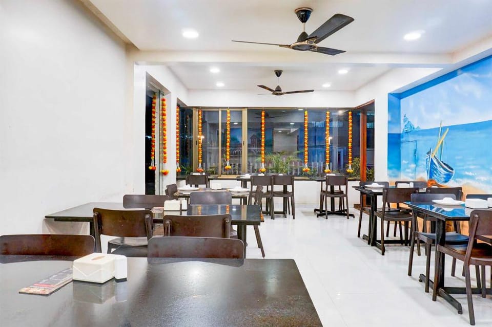 Townhouse Pune Ramwadi Metro Station Hotel in Pune