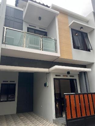 Griya Ratu Vacation rental in East Java