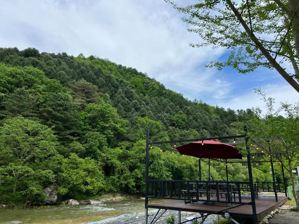 Hongcheon The Pyeonhan Pension Bed and Breakfast in South Korea