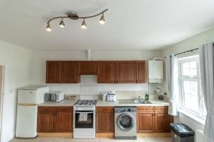 111a High street  Apartment in Bromley