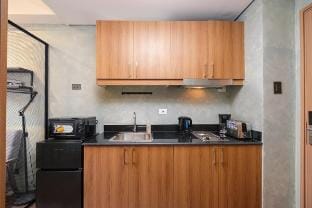 The Forge @ Lush Residence
Ayala Avenue Makati Vacation rental in Makati