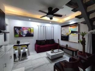 L1 Twin Bed staycation in Bonifacio Global City 2 Apartment in Makati