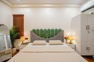 Sky Nest – Independent Room in Terrace Vacation rental in New Delhi