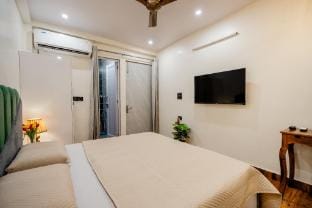 Sky Nest – Independent Room in Terrace Vacation rental in New Delhi