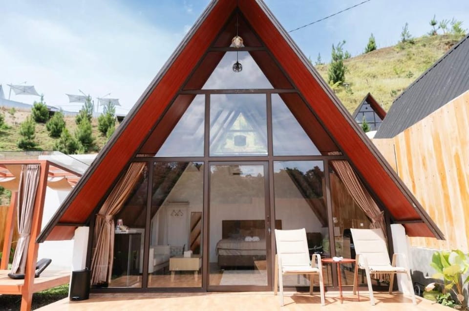 Mahkota sangkuriang(Sapphire glamping) Hotel in West Java