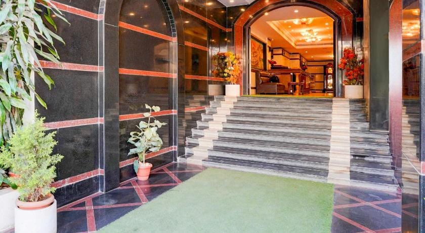 Collection O Hal Airport Road Hotel in Bengaluru