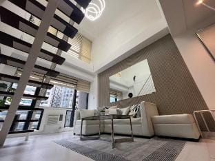 Modern Loft Haven @ Gramercy Vacation rental in Makati