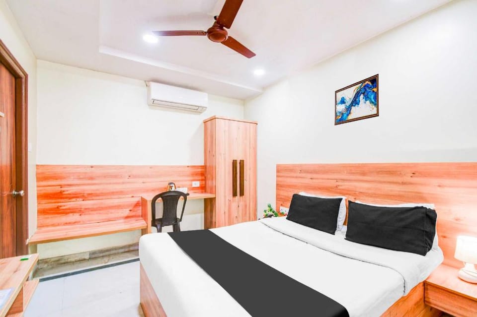 Collection O Begumpet Railway Station Hotel in Hyderabad