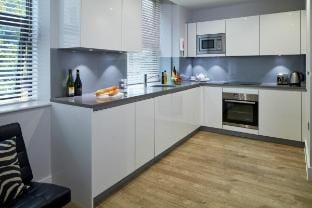 1 bed close to Tower Bridge Vacation rental in London Borough of Southwark
