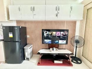 Homey 1BR Sea Residences Tower B, MOA near NAIA Vacation rental in Pasay