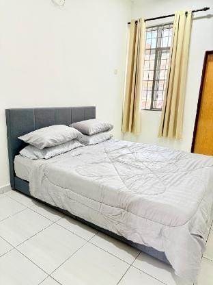 Stayhouz Dlaguna- Free Netflix n Wifi Vacation rental in Kedah
