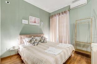 1 JMartins deluxe room near Trevi Fountain Vacation rental in Rome