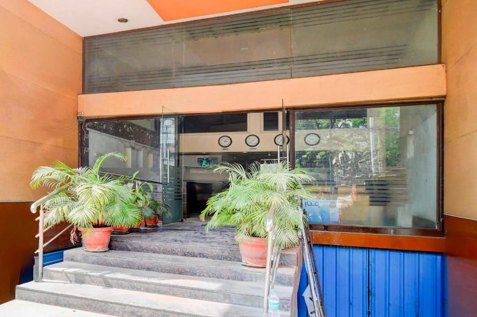 Collection O Narayanaguda Metro Station Hotel Anshu Grand Hotel in Hyderabad