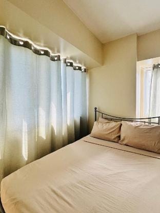 Charming Iloilo City Condo for Rent - Entire House Apartment in Iloilo City