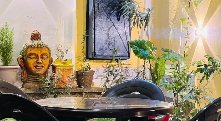 Shiv Kothi Homestay  Vacation rental in Agra