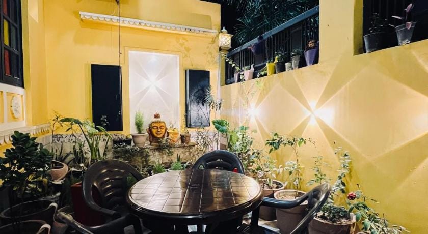 Shiv Kothi Homestay  Vacation rental in Agra