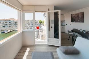 WELCS APARTAMENTO 259 EMP con terraza con vista Apartment in Alt Empordà