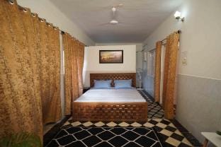 Marshall's Rajpur Estate-1950 : A Heritage Stay Villa in Dehradun