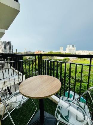 Nature Lovers Paradise in Iloilo City - Cozy Condo Rental Apartment in Iloilo City