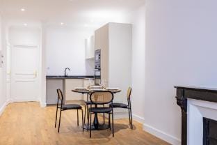 1 Chambre Main d'or  Apartment in Paris