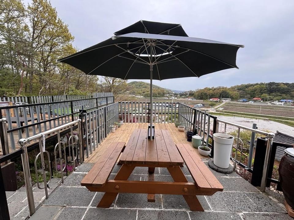 House of Rising Sun - Nanhee House Bed and Breakfast in Gyeonggi-do