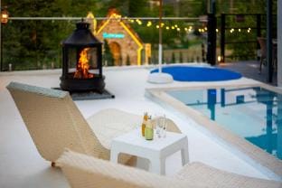 The Gray Spa N Pool Pension Bed and Breakfast in South Korea