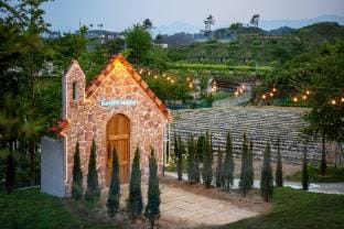 The Gray Spa N Pool Pension Bed and Breakfast in South Korea